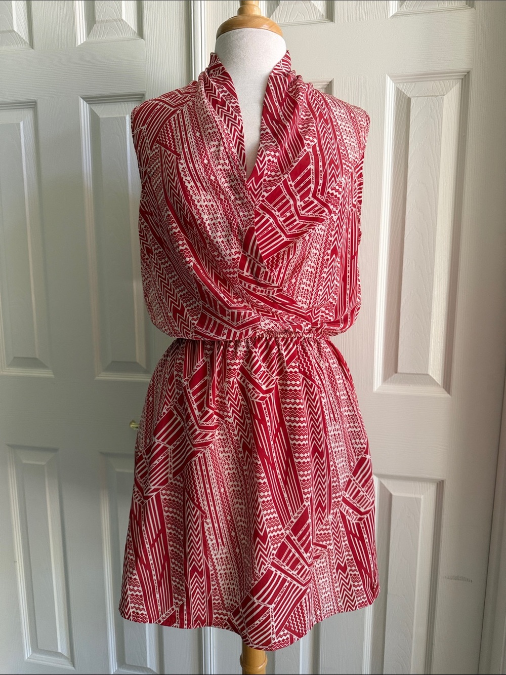 Forever 21 Red and White Geometric Print Dress with Pockets